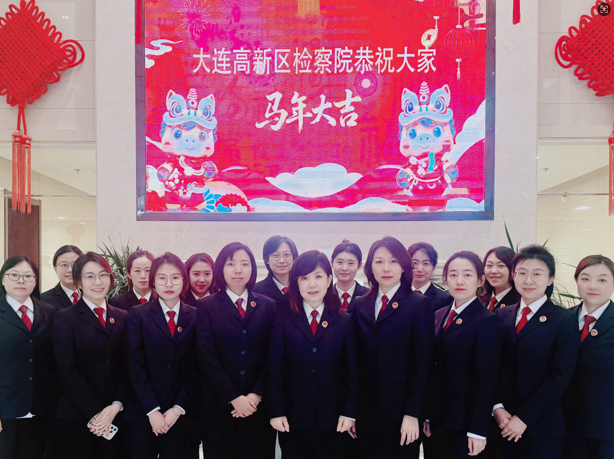 【三八特辑】检苑花开，一半风华一半她